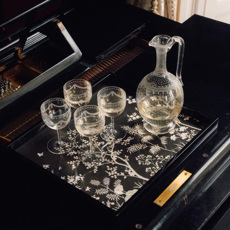 Black Medium Chinoiserie Tray - Limited Edition - Image 2