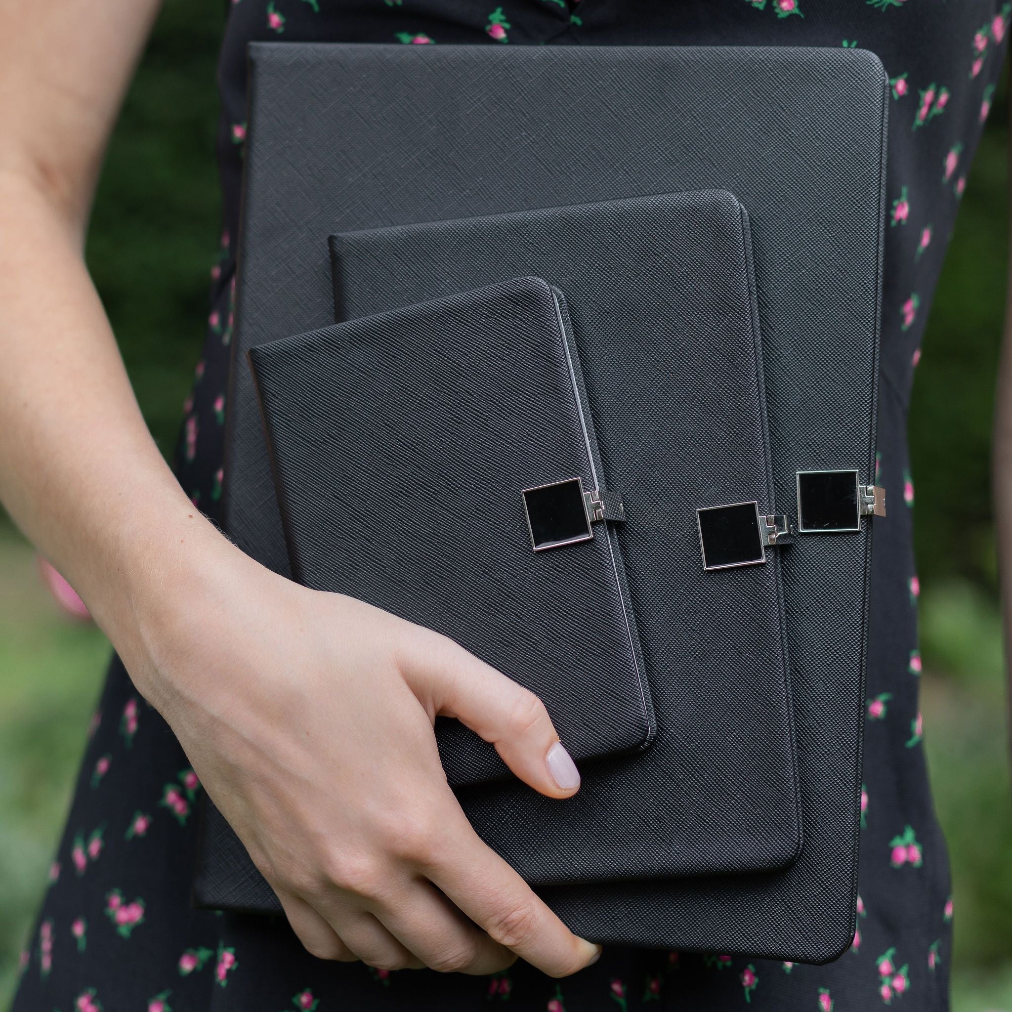 Black & Silver A5 Notebook - Image 3