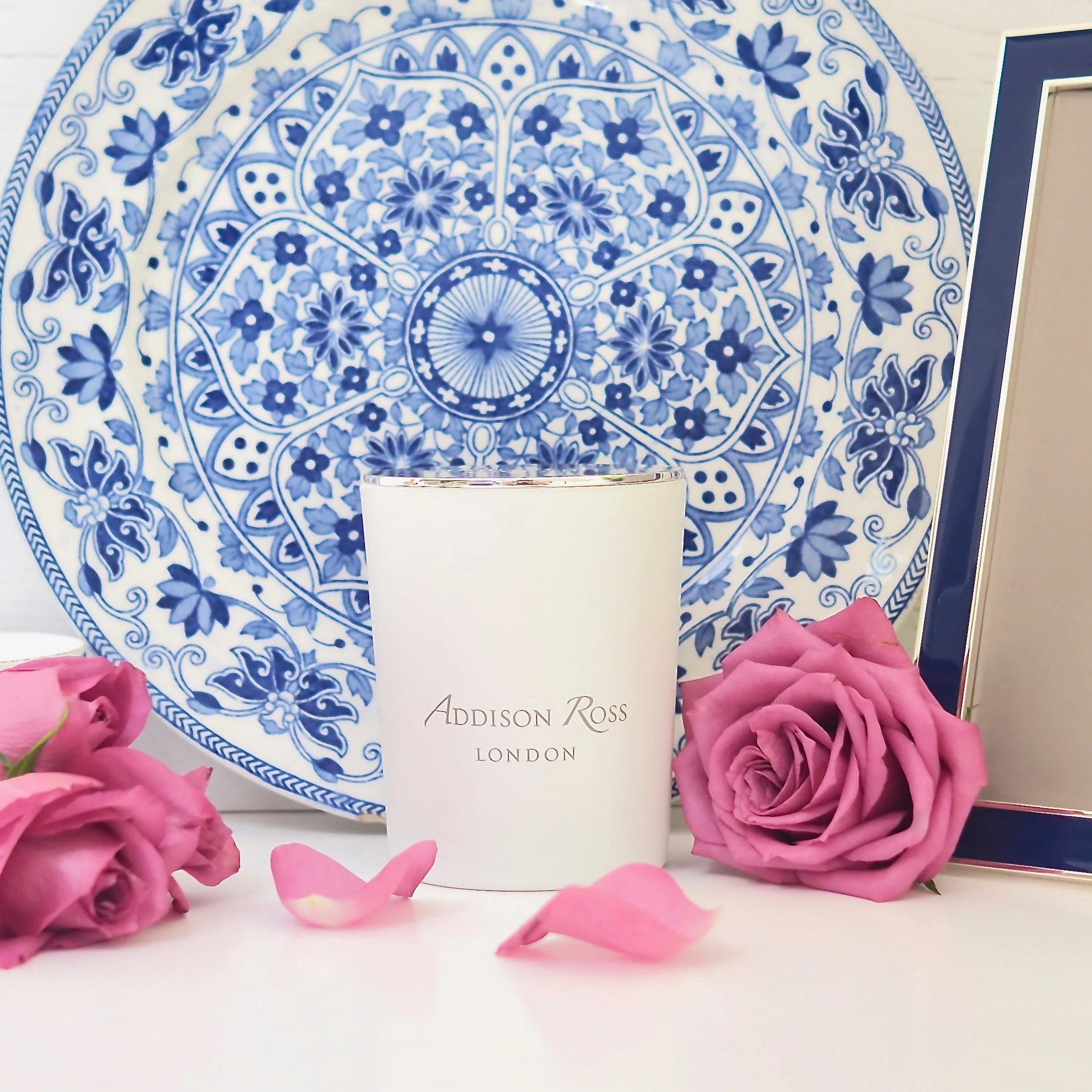 China Blue Scented Candle - Image 4