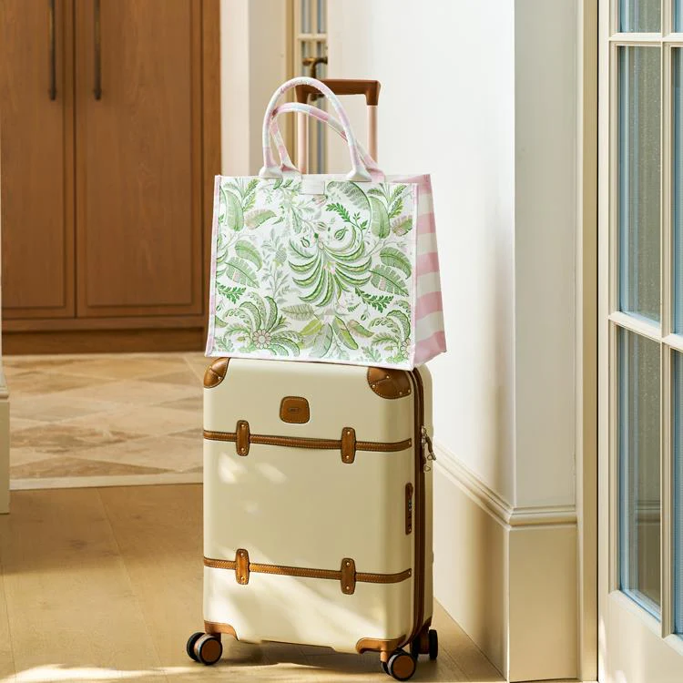 Palm Beach Green Tote Bag - Image 4