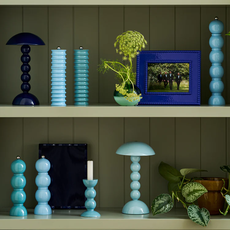 Periwinkle Twister Salt and Pepper Mill - Image 4