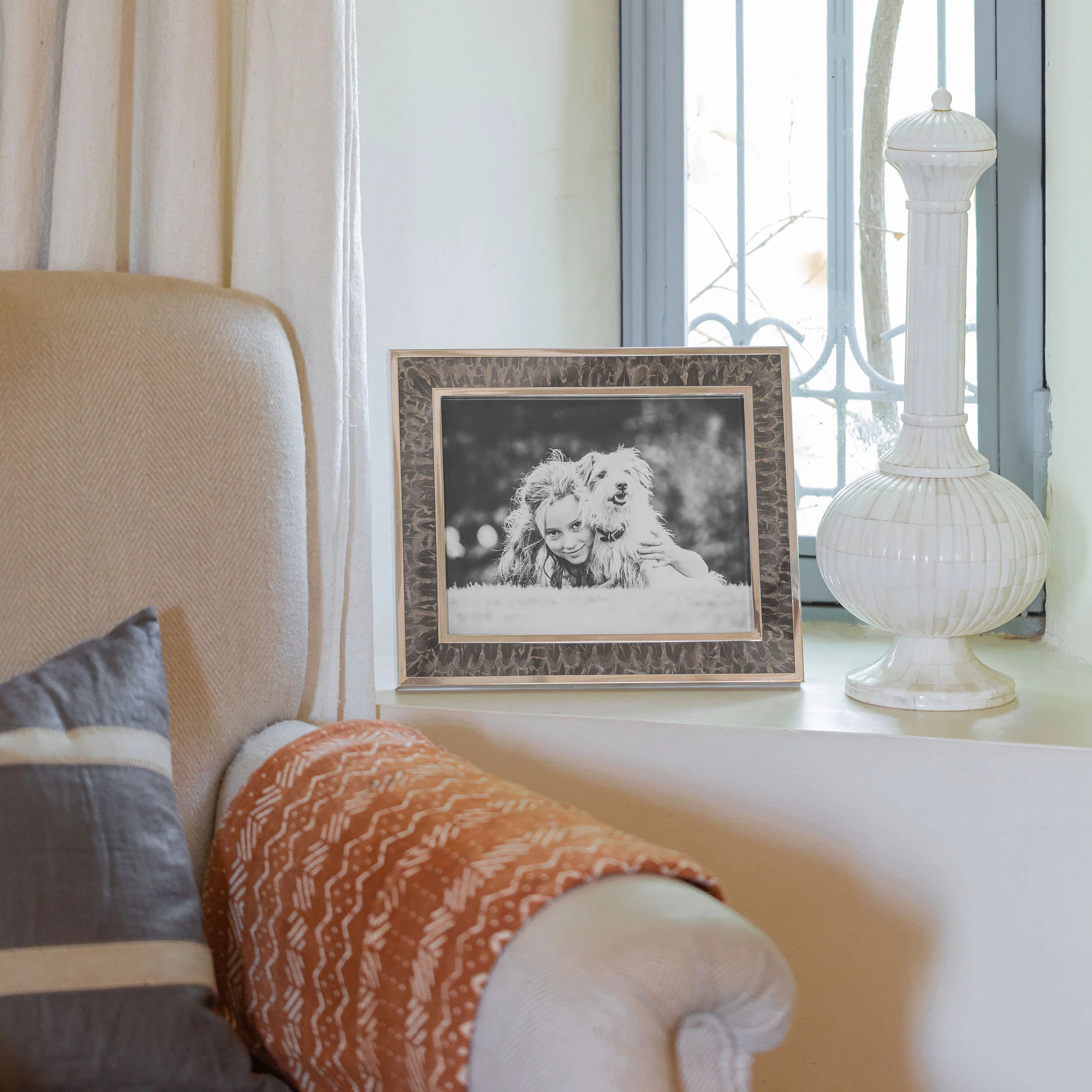 Wide Windsor Speckled Frame - Image 2