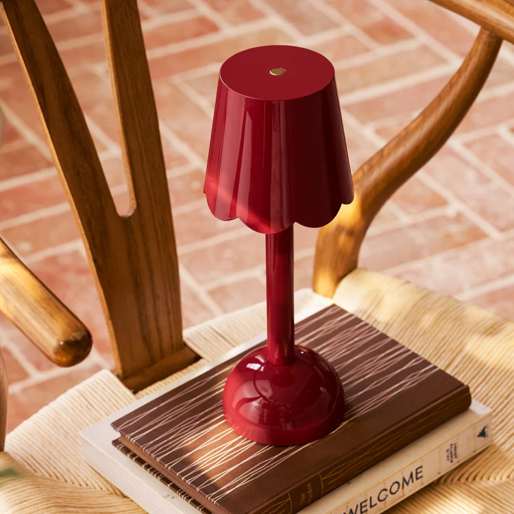 Burgundy Scallop Rechargeable LED Lamp - Image 2