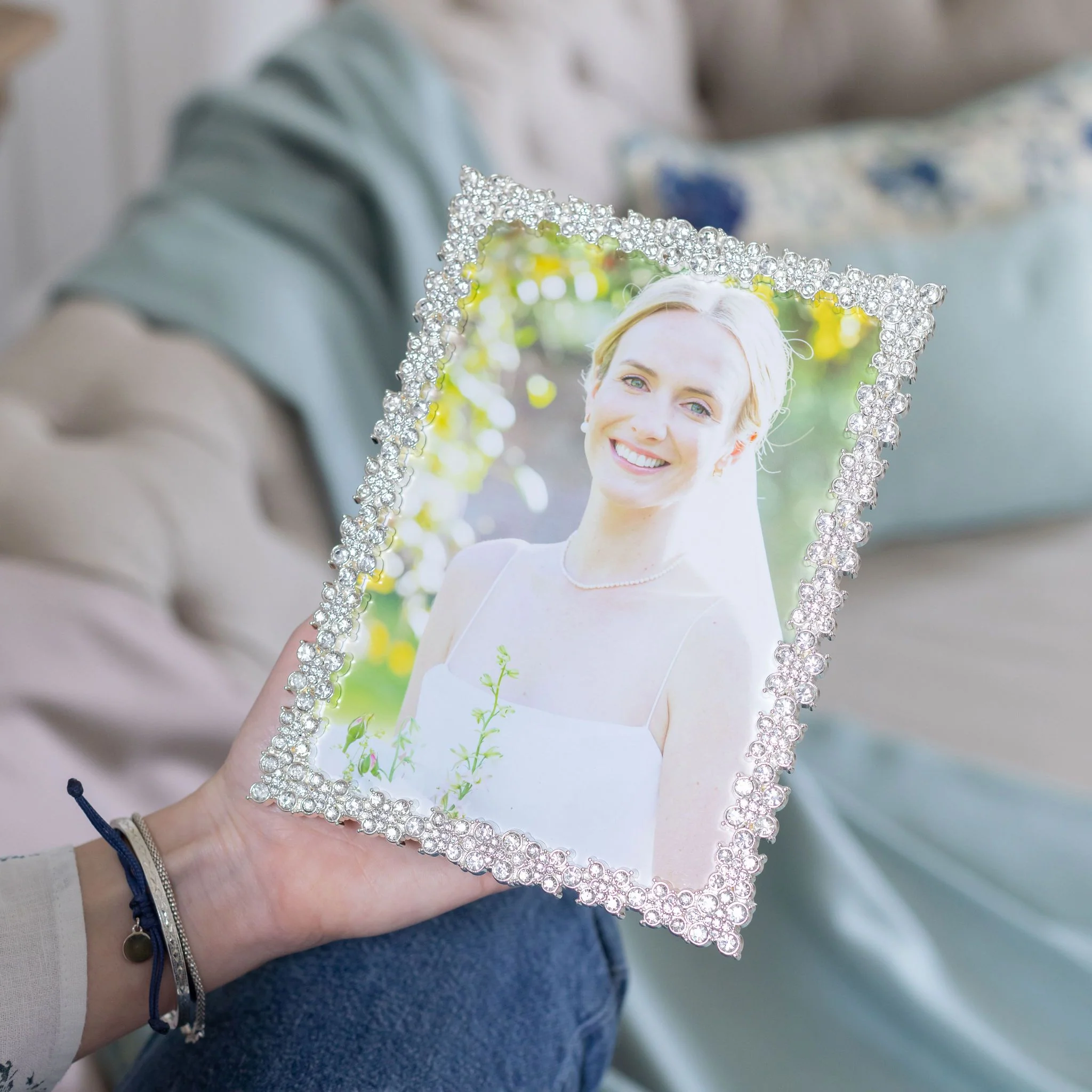 Silver Daisy Diamante Frame - Image 3