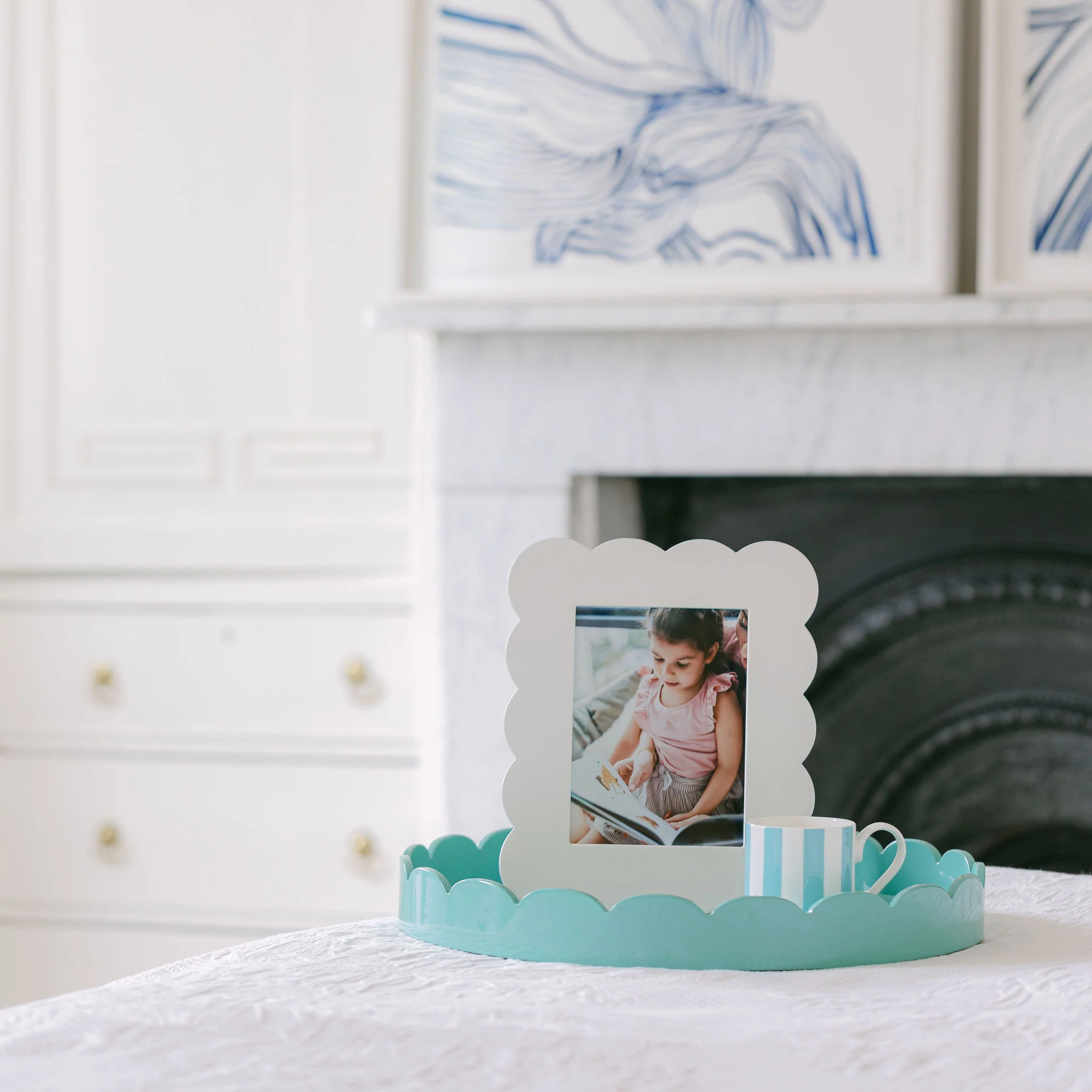 Turquoise Round Medium Lacquered Scallop Tray - Image 2